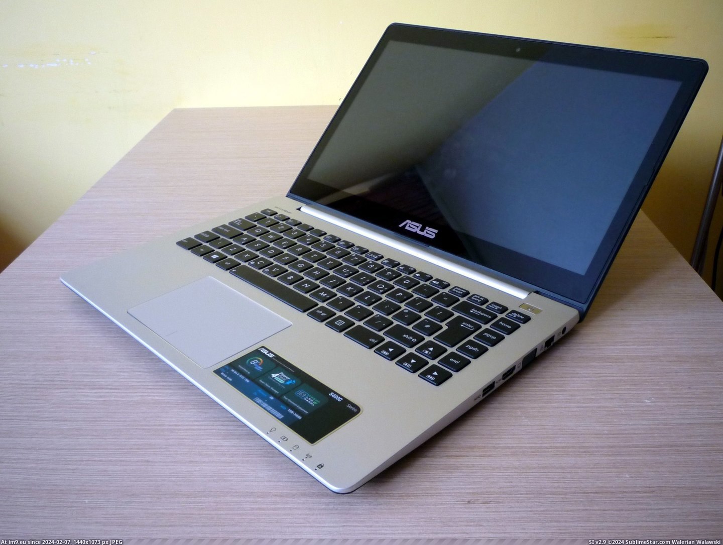 #Opened #S400 #Vivobook #Asus Asus VivoBook S400 - opened Pic. (Image of album Rehost))
