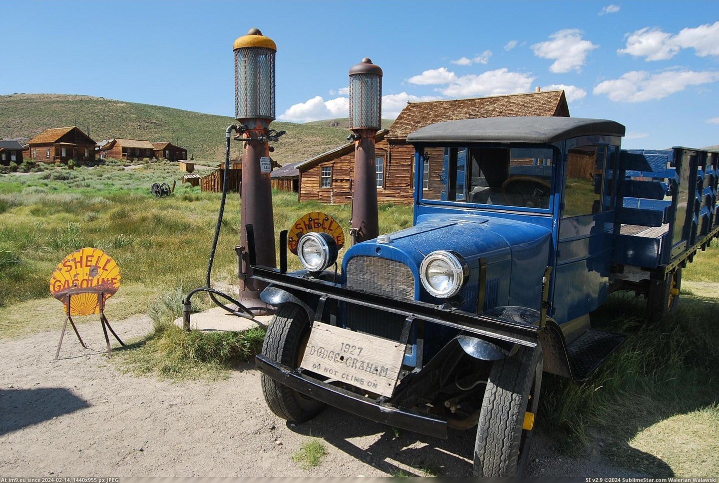Bodiegasstop (in Bodie - a ghost town in Eastern California)