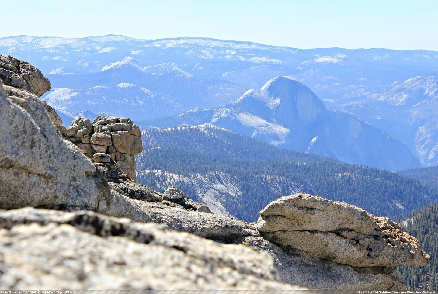 #Feet #Yosemite #Dome #Degree #Providing #Mount #Panoramic [Earthporn] 2,000 feet above Half Dome is towering Mount Hoffman, providing a 360 degree panoramic view of Yosemite and the Sier Pic. (Image of album My r/EARTHPORN favs))
