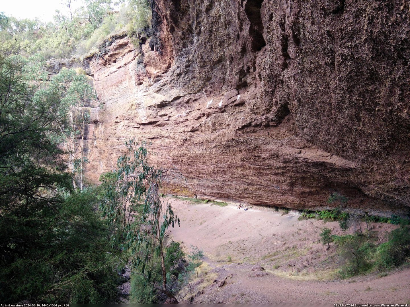 #Falls #Victoria #4208x3120 #Paradise #Dry [Earthporn] A dry Paradise Falls, Victoria  [4208x3120] Pic. (Bild von album My r/EARTHPORN favs))