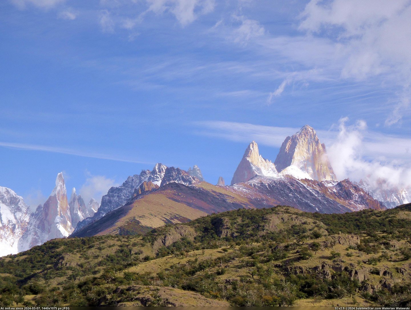 #Day #Left #Sunny #Rare #Fitz #Torre #Cerro #3648x2736 #Patagonia #Roy #Argentinian [Earthporn] A rare sunny day in Argentinian Patagonia. Cerro Torre on the left, Fitz Roy on the right. [3648x2736] [OC] Pic. (Obraz z album My r/EARTHPORN favs))