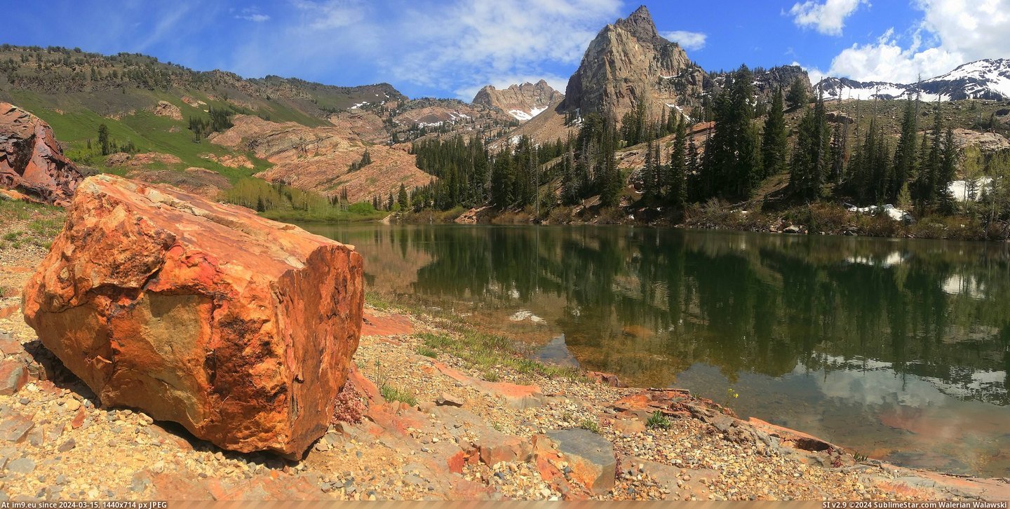 #Lake #Red #Sits #Blanche #Front #Rock [Earthporn] A red rock sits in front of Lake Blanche, UT.  [6110x3040] Pic. (Image of album My r/EARTHPORN favs))