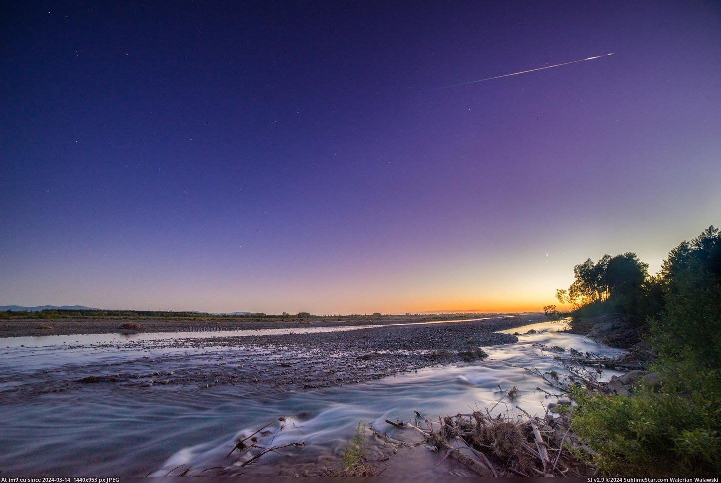 #River #Zealand #Canterbury #Meteor #Sunrise #Banks [Earthporn] An Orionid meteor at yesterday's sunrise - taken on the banks of the Waimakariri river, Canterbury, New Zealand  [26 Pic. (Image of album My r/EARTHPORN favs))