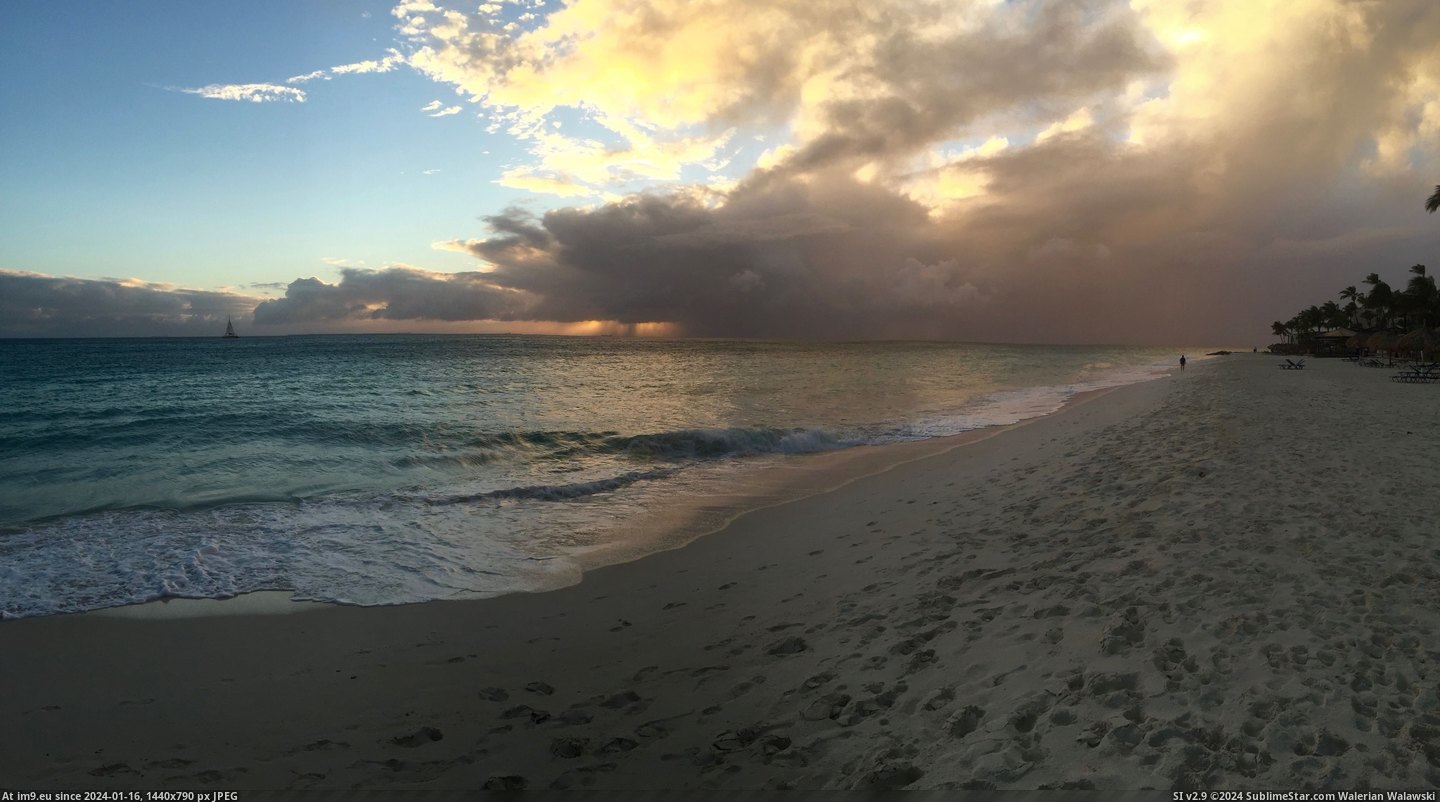 #Sunset #Rain #Storm [Earthporn] Aruba sunset behind rain storm [5758x3172] Pic. (Image of album My r/EARTHPORN favs))