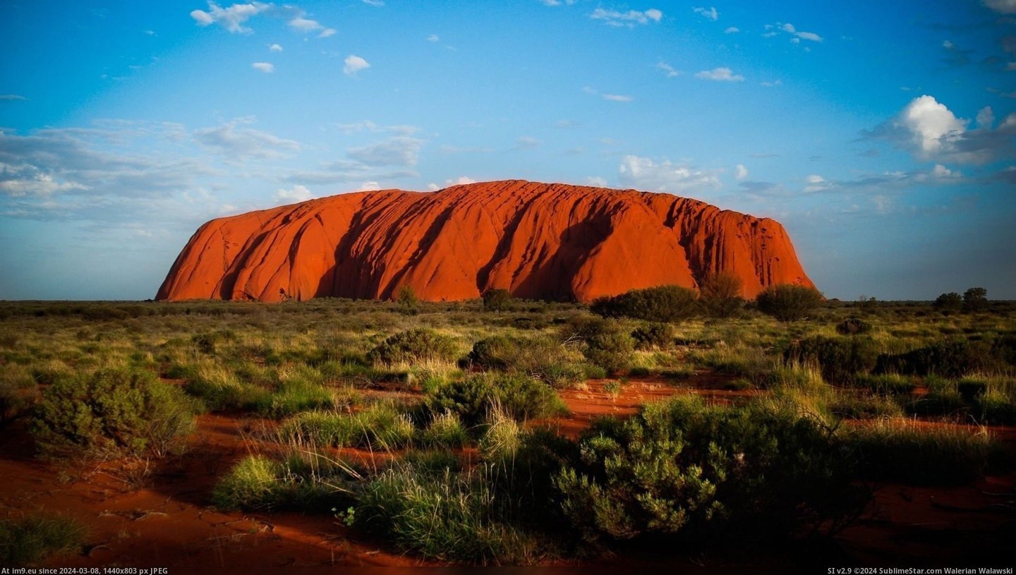 #Rock #Australia #Territory #Ayers #2560x1440 #Northern [Earthporn] Ayers Rock, Northern Territory, Australia [2560x1440] Pic. (Obraz z album My r/EARTHPORN favs))