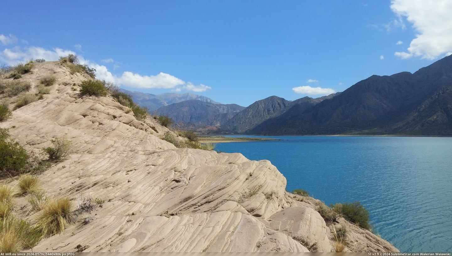 #Beautiful #Lake #4160x2340 #Landscape #Argentina [Earthporn] Beautiful landscape around Lake Potrerillos, Mendoza, Argentina [4160x2340] Pic. (Obraz z album My r/EARTHPORN favs))