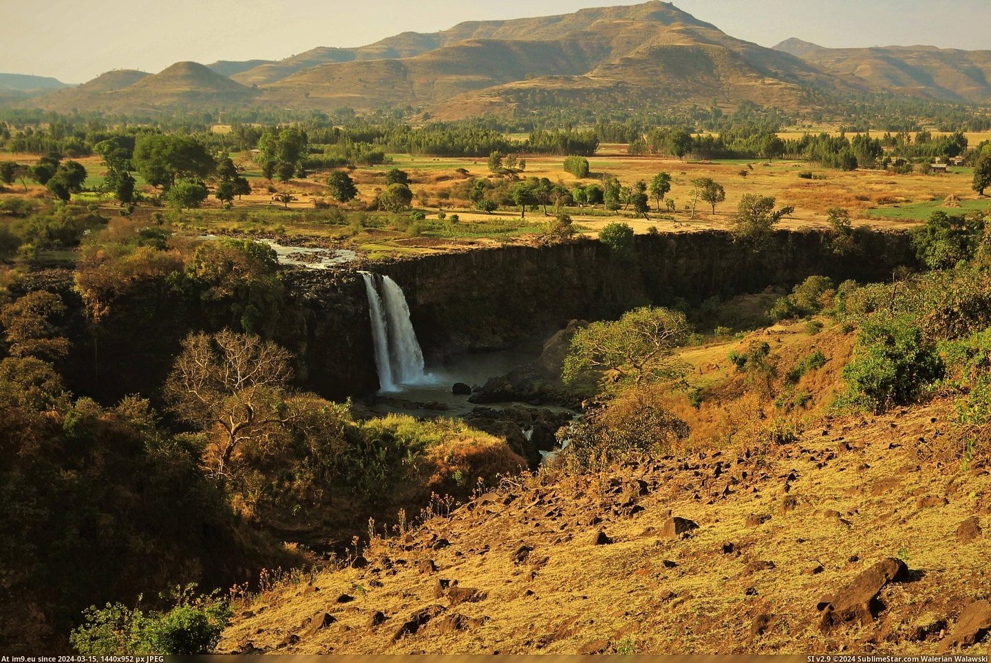 #Lake #Blue #Ethiopia #Nile #Falls #Tis [Earthporn] Blue Nile Falls (Tis Isaat Falls), Lake Tana, Ethiopia  [2539x1690] Pic. (Obraz z album My r/EARTHPORN favs))
