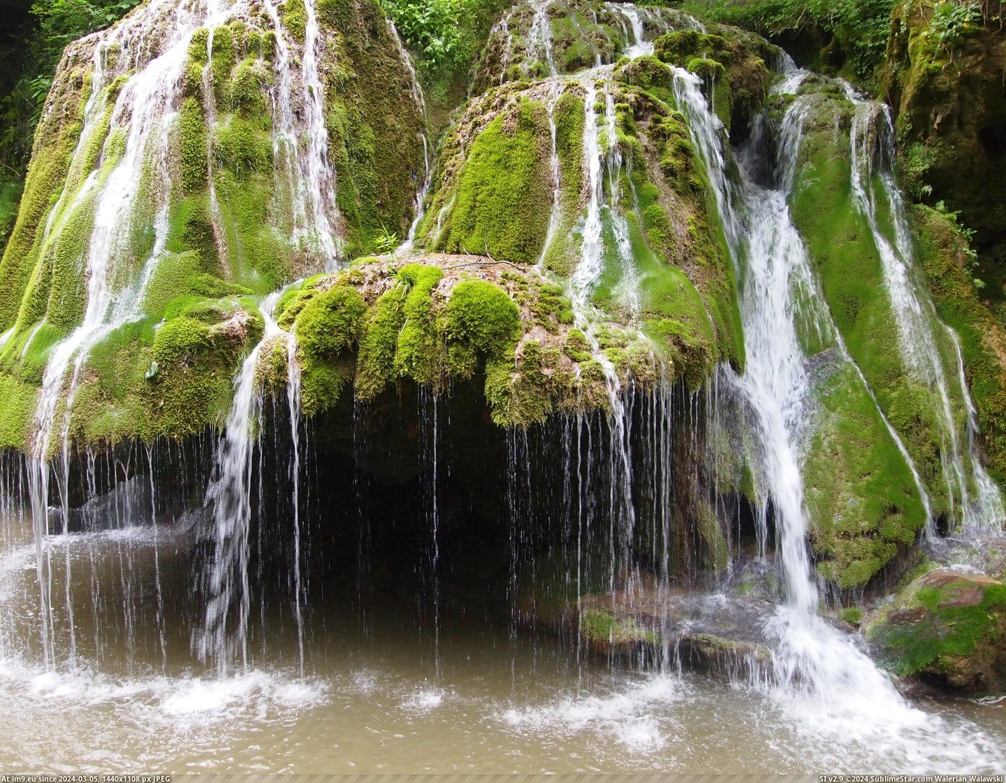  #Romania  [Earthporn] Cascada Bigar, Romania [3649x2819] Pic. (Image of album My r/EARTHPORN favs))