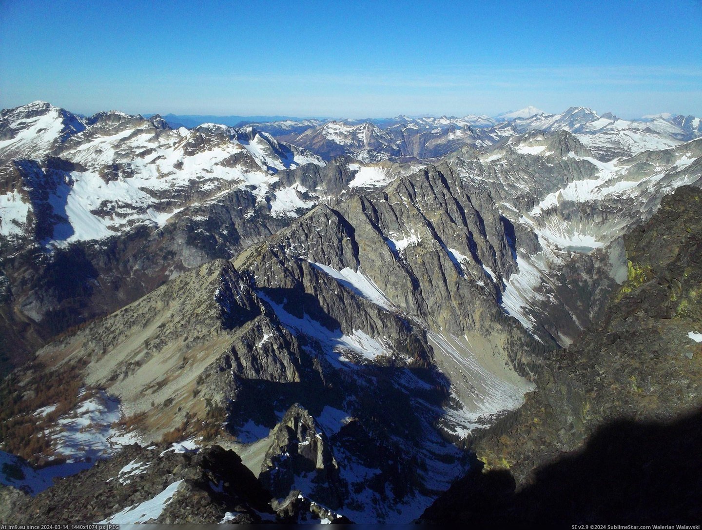 #Range #Jack #Cascade #2800x2100 #Fingered #Summit [Earthporn] Cascade Range from the summit of Seven Fingered Jack - 9101' - [2800x2100][OC] Pic. (Изображение из альбом My r/EARTHPORN favs))