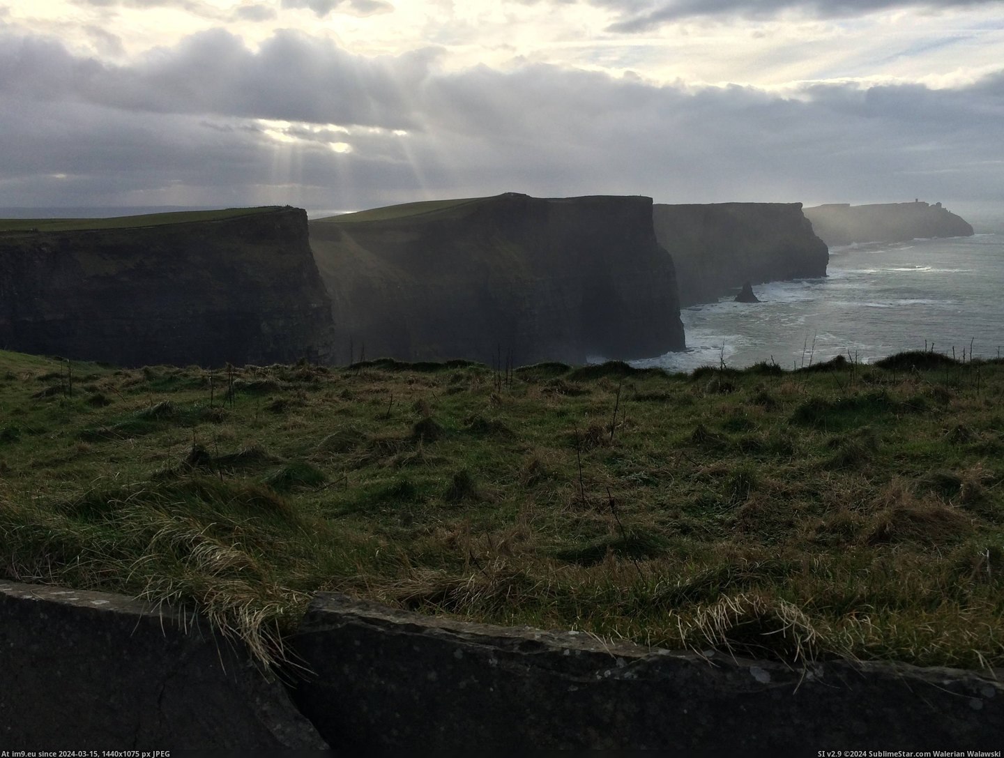 #3264x2448 #Cliffs #Moher #Ireland [Earthporn] Cliffs of Moher, Ireland [3264x2448] Pic. (Изображение из альбом My r/EARTHPORN favs))