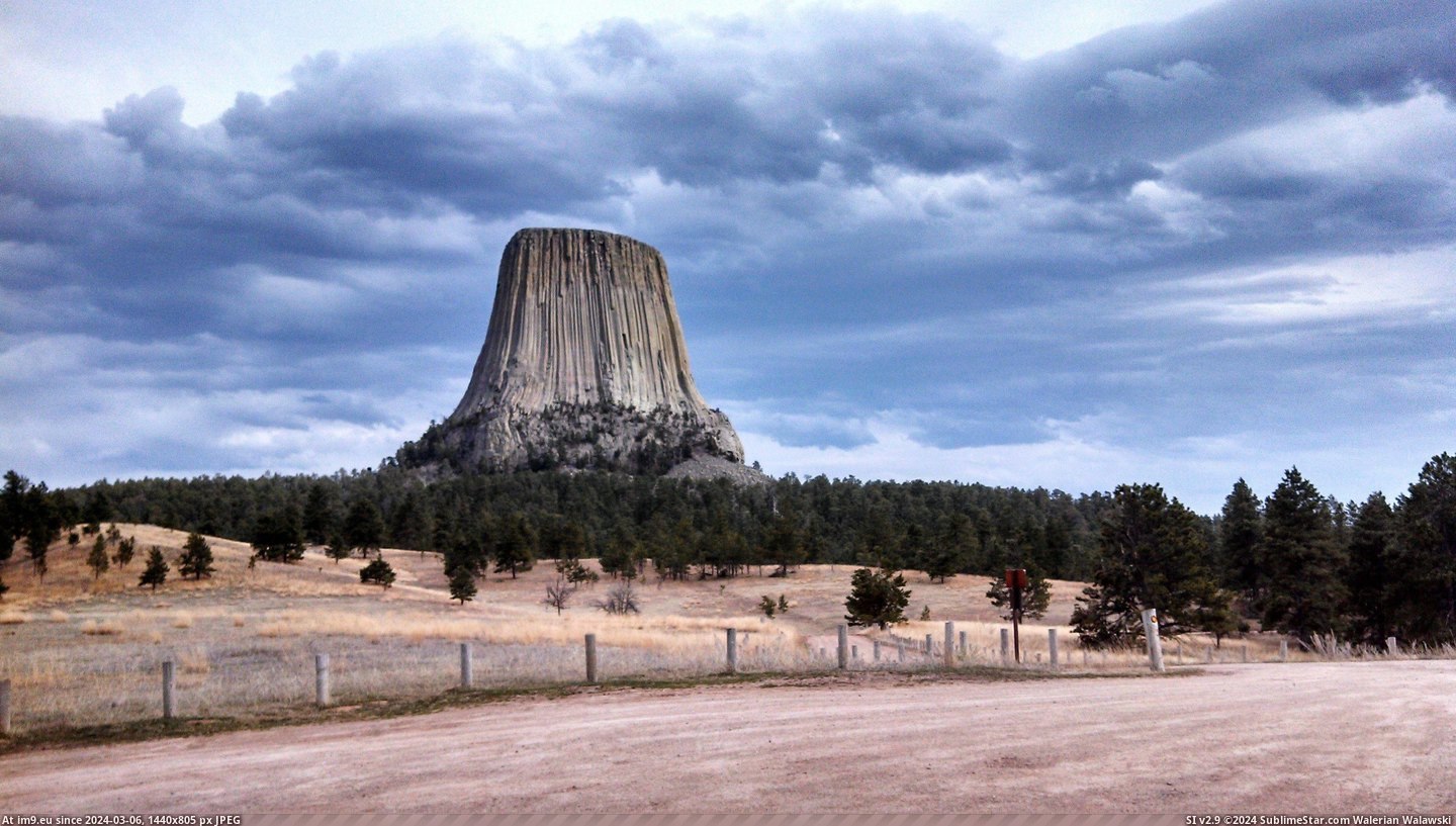 #Usa #Devil #Wyoming #Tower [Earthporn] Devil's Tower, Wyoming, USA. [OC] [3264 x 1836] Pic. (Изображение из альбом My r/EARTHPORN favs))