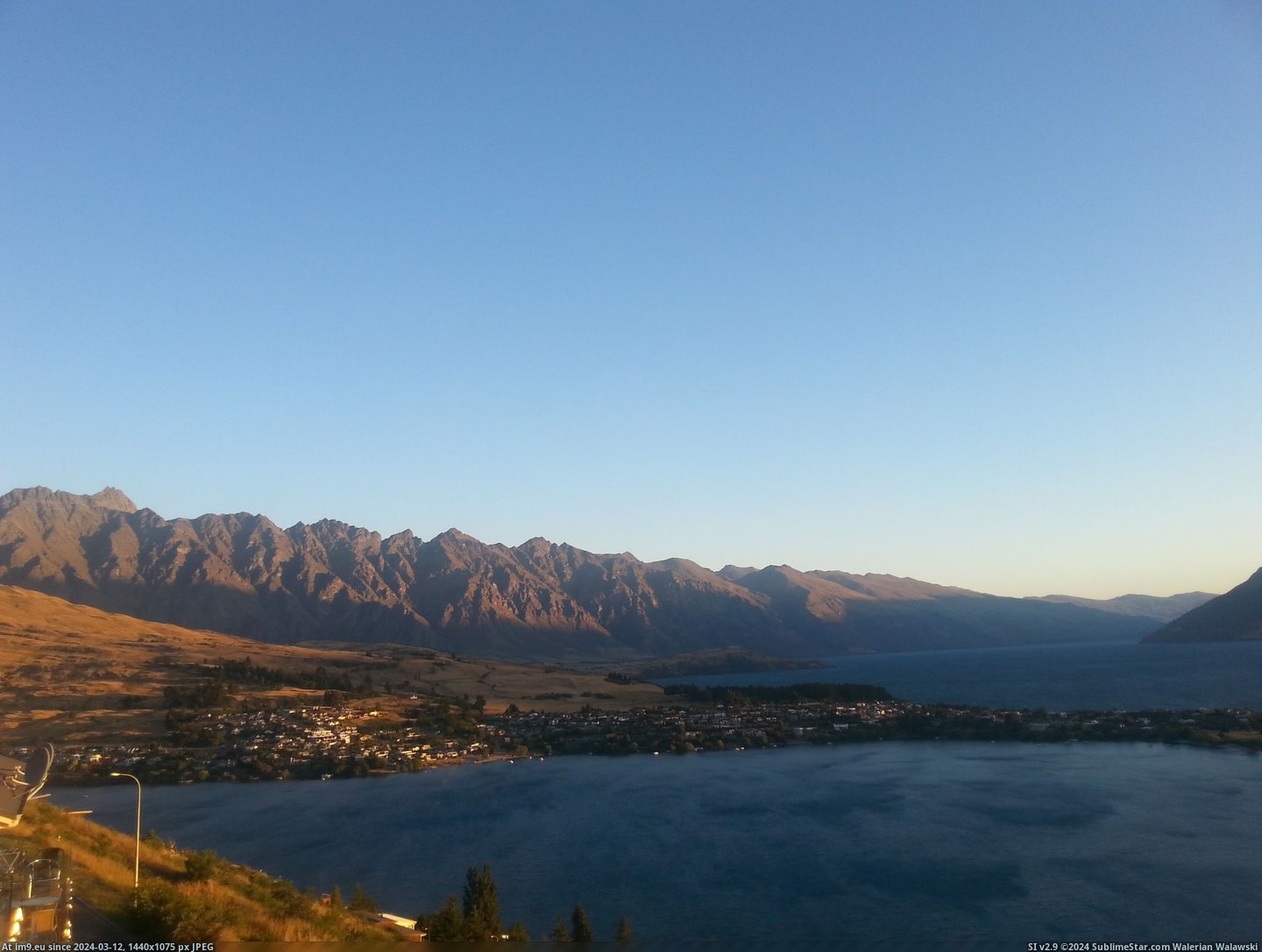 #3264x2448 #Zealand #Fading #Sunlight #Queenstown [Earthporn] Fading sunlight over The Remarkables, Queenstown, New Zealand  [3264x2448] Pic. (Image of album My r/EARTHPORN favs))