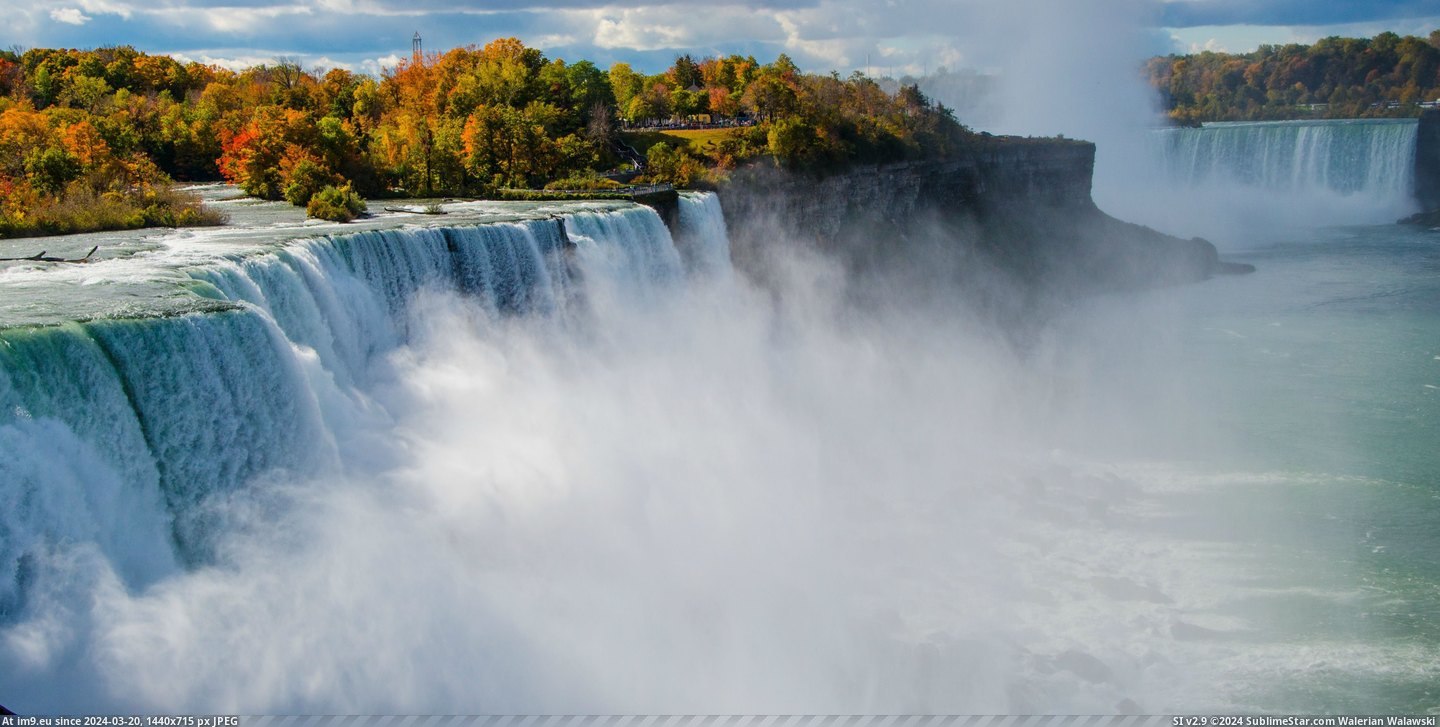 #Fall #Niagara #Colors [Earthporn] Fall colors at Niagara -[4265x2316] Pic. (Image of album My r/EARTHPORN favs))