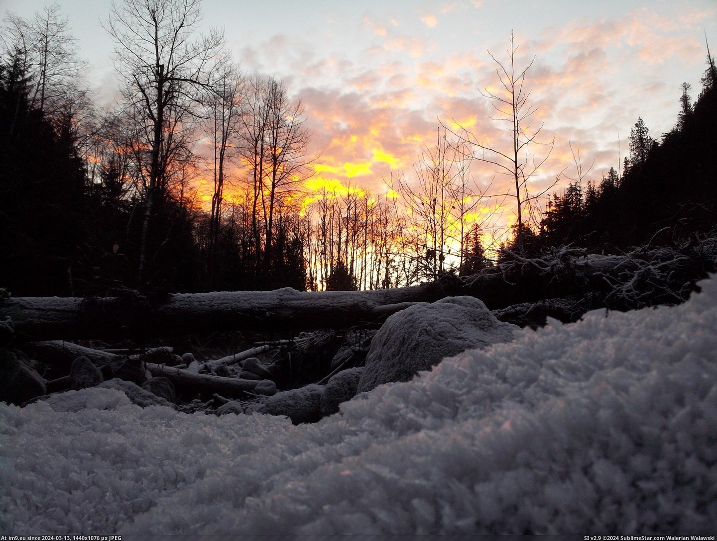 #State #River #Ice #Fork #Nooksack #Fire #Sunrise #4000x3000 [Earthporn] Fire and Ice. Sunrise near the Middle Fork of the Nooksack River-WA state. [OC](4000x3000) Pic. (Bild von album My r/EARTHPORN favs))