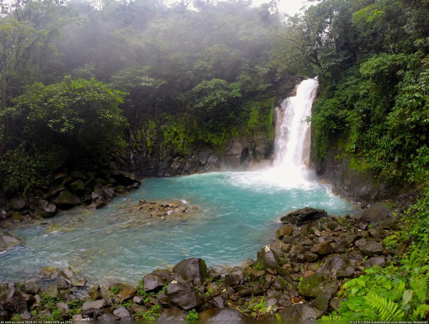 #Morning #Waterfall #4000x3000 #Foggy #Celeste #Rio #Costa #Rica [Earthporn] Foggy morning at Rio Celeste waterfall in Costa Rica  [4000x3000] Pic. (Image of album My r/EARTHPORN favs))