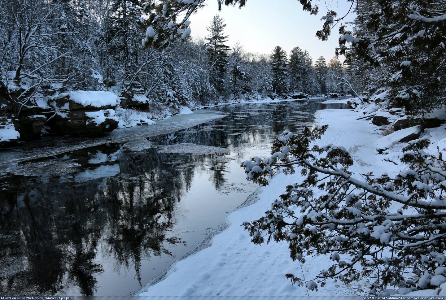 #Morning #River #Snow #Kettle #Sandstone #Early #Fresh #5184x3456 [Earthporn] Fresh snow and early morning on the Kettle River. Sandstone, MN.  [5184X3456] Pic. (Bild von album My r/EARTHPORN favs))