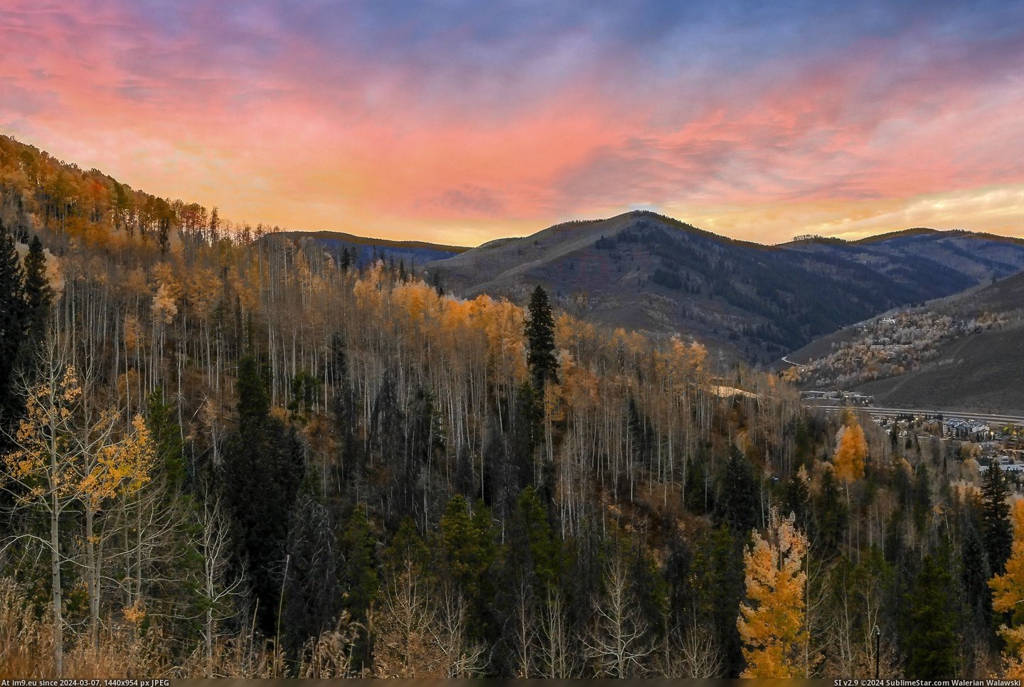 #Sunset #Gorgeous #Colorado [Earthporn] Gorgeous sunset at Vail, Colorado by Febian Shah [2994x1996] Pic. (Obraz z album My r/EARTHPORN favs))