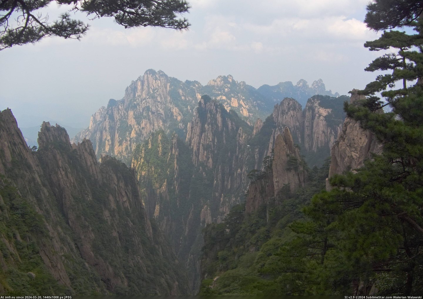  #China  [Earthporn] Huang Shan, China  [3811x2681] Pic. (Изображение из альбом My r/EARTHPORN favs))
