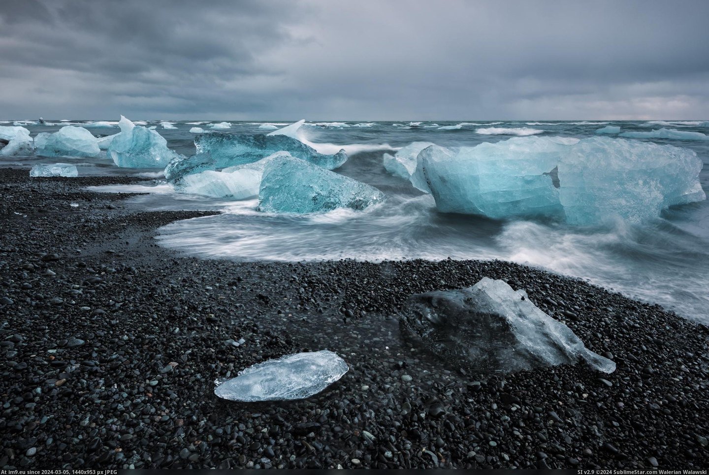 #Black #Beach #Road #Volcanic #Washing #Glacial #Icebergs #Sand #Ring #Lagoon [Earthporn]  Icebergs washing up on a black volcanic sand beach across the ring road from the glacial lagoon - Jökulsárlón, Icel Pic. (Image of album My r/EARTHPORN favs))