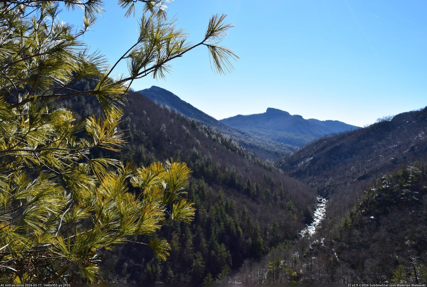  #Gorge  [Earthporn] Linville Gorge, NC  [2697x1800] Pic. (Obraz z album My r/EARTHPORN favs))