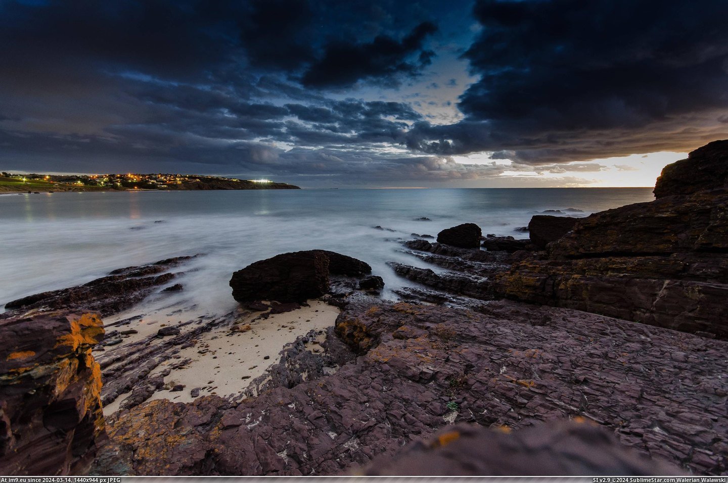 #South #Australia #Cove #Precambrian #Sediments #Folded #Hallett #Hinge [Earthporn] Looking into the hinge of folded Precambrian sediments [OC] [3371 x 2223] - Hallett Cove, South Australia Pic. (Obraz z album My r/EARTHPORN favs))