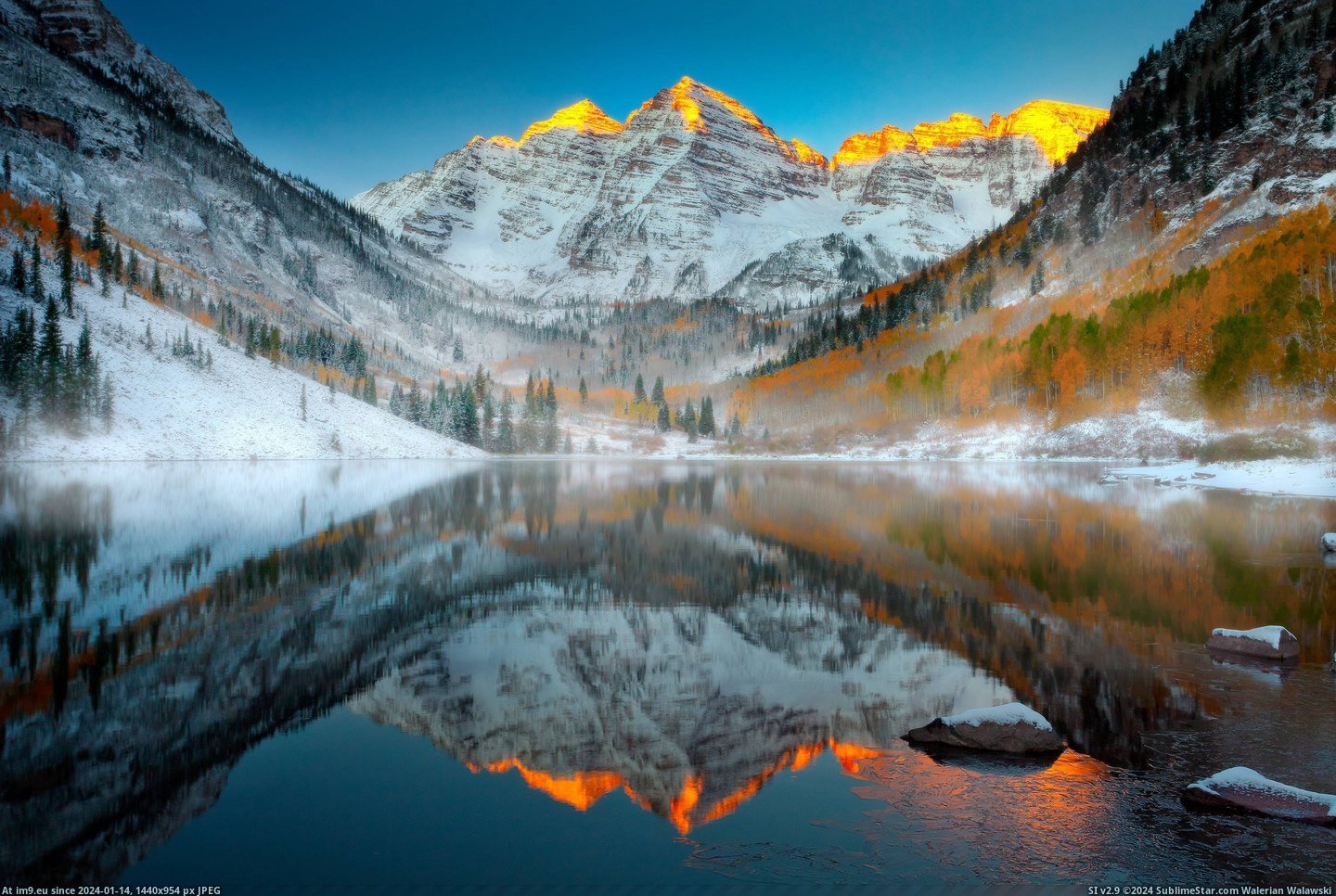 #Winter #Colorado #Sunrise #Aspen #Maroon #Mcneal #Wilderness #Kevin #Bells [Earthporn] Maroon Bells Sunrise In Winter - Maroon Bells Wilderness, Aspen, Colorado [3,000x2000] by Kevin McNeal Pic. (Изображение из альбом My r/EARTHPORN favs))
