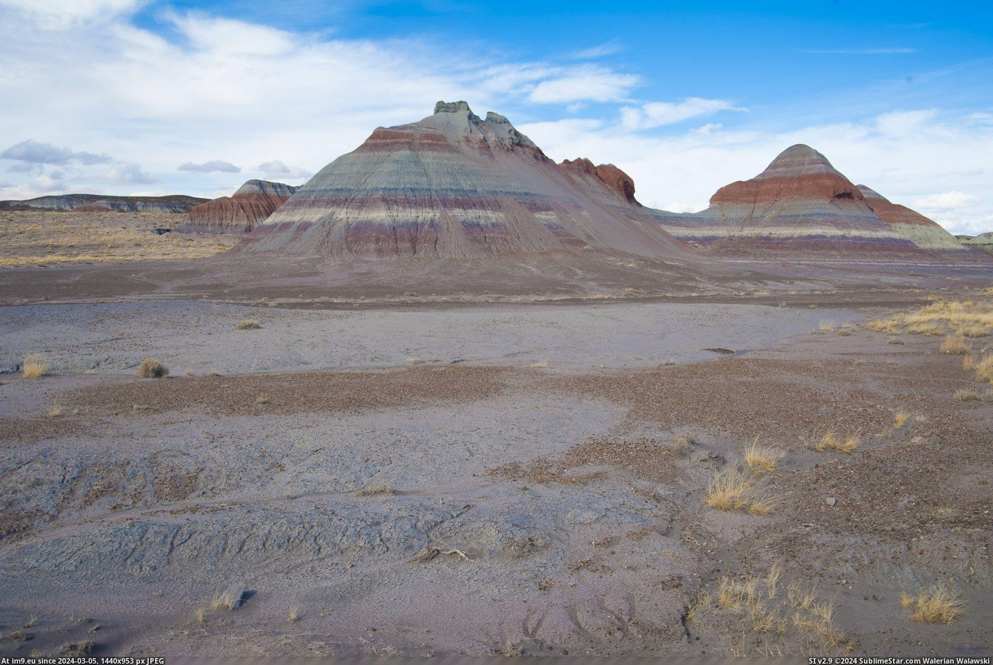 #Shot #Park #Forest #Arizona #Petrified #Favorite #National [Earthporn] My favorite shot from Petrified Forest National Park in Arizona [4256 x 2832] [OC] Pic. (Image of album My r/EARTHPORN favs))