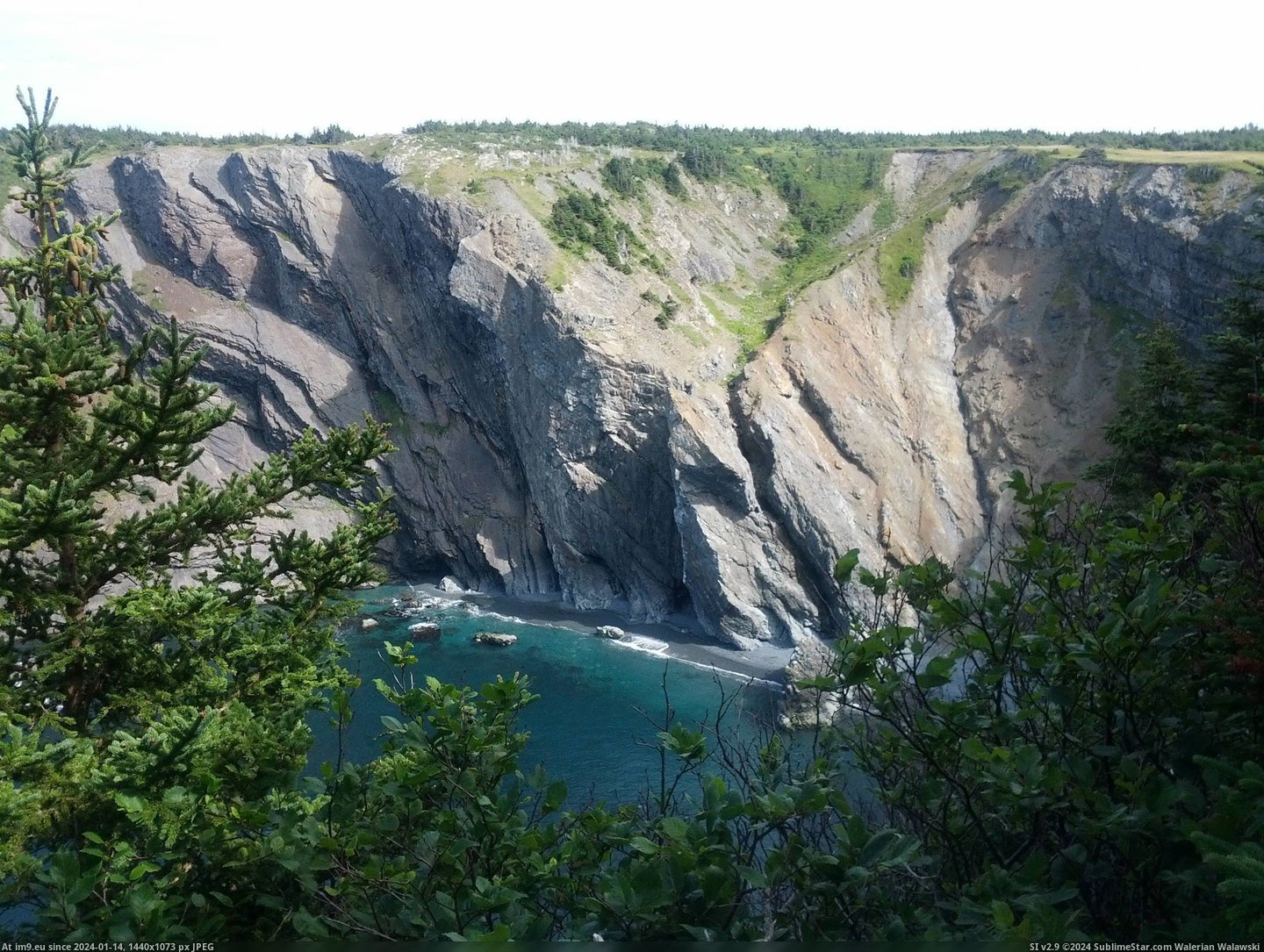 #Canada #Rock #Referred #2592x1944 #Newfoundland [Earthporn] Newfoundland Canada, Often Referred to as 'The Rock' [OC] [2592x1944] Pic. (Obraz z album My r/EARTHPORN favs))