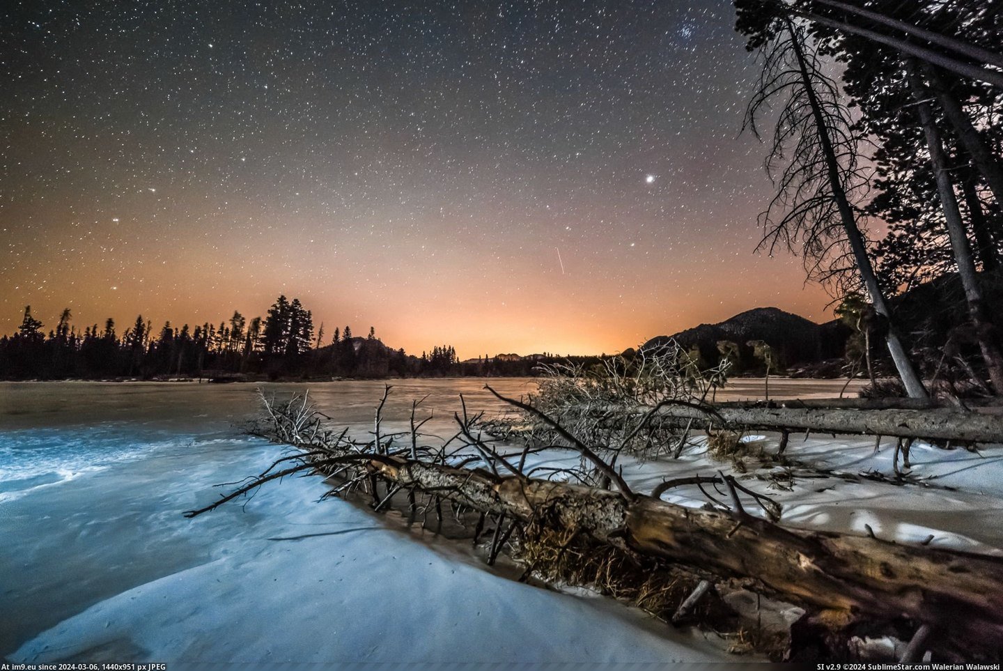 #Park #National #Lake #Rocky #Sprague #Mountain #Colorado #Frozen [Earthporn] On a frozen Sprague Lake in Rocky Mountain National Park, Colorado [OC][2047x1364] Pic. (Изображение из альбом My r/EARTHPORN favs))