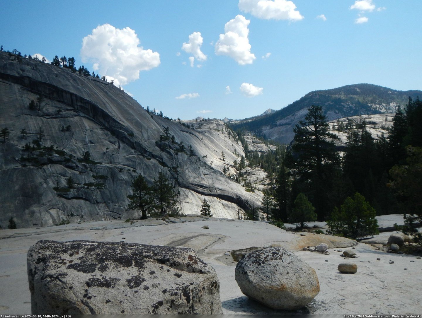 #One #Park #Out #Trip #Hundreds #Stood #Backpacking #National #Our #Yosemite [Earthporn] Out of hundreds of pictures on our backpacking trip this one stood out to me: Yosemite National Park. [OC] [4608x345 Pic. (Obraz z album My r/EARTHPORN favs))