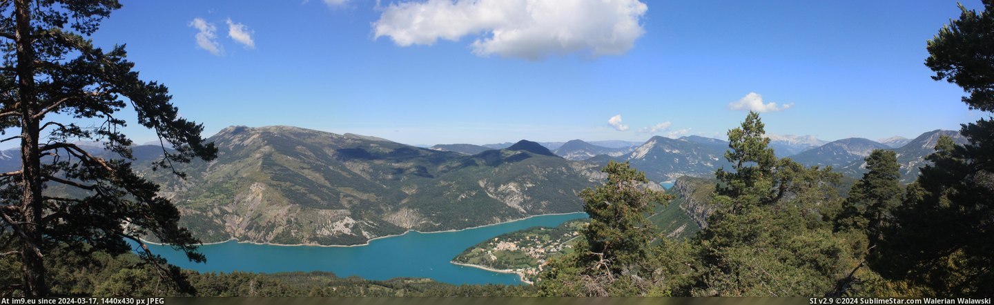#Lake #Panoramic #Southern #France [Earthporn] Panoramic view of a lake near Castallane, Southern France, , [5879x1768] Pic. (Изображение из альбом My r/EARTHPORN favs))