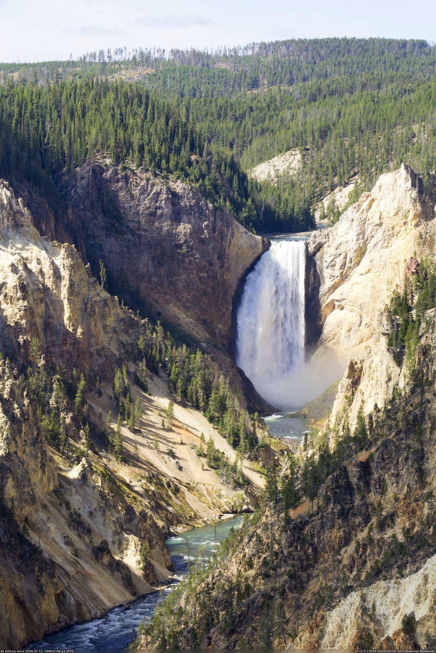 #Canyon #Usa #Grand #Waterfalls #Cloudy #Chance #Yellowstone #Wyoming [Earthporn] Partly cloudy with a chance of waterfalls: Grand Canyon of the Yellowstone, Wyoming, USA  [2332x3484] Pic. (Bild von album My r/EARTHPORN favs))