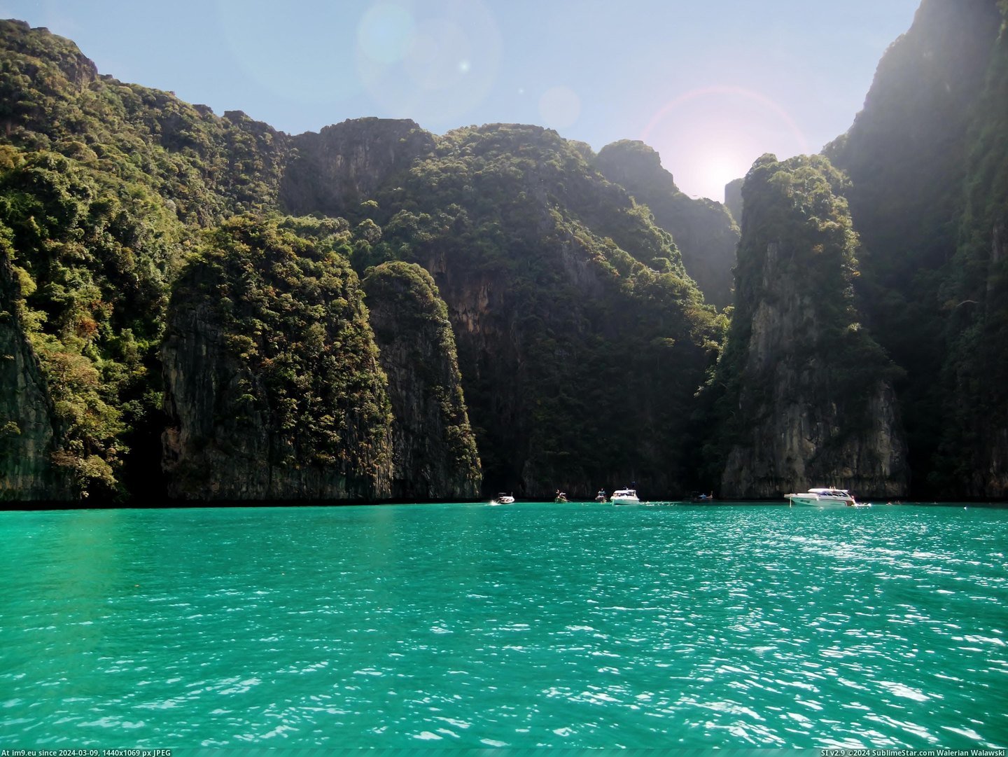 #Bay #Phi #Pileh #Thailand [Earthporn] Pileh Bay, Phi Phi Le, Thailand [3600x2684] [OC] Pic. (Image of album My r/EARTHPORN favs))