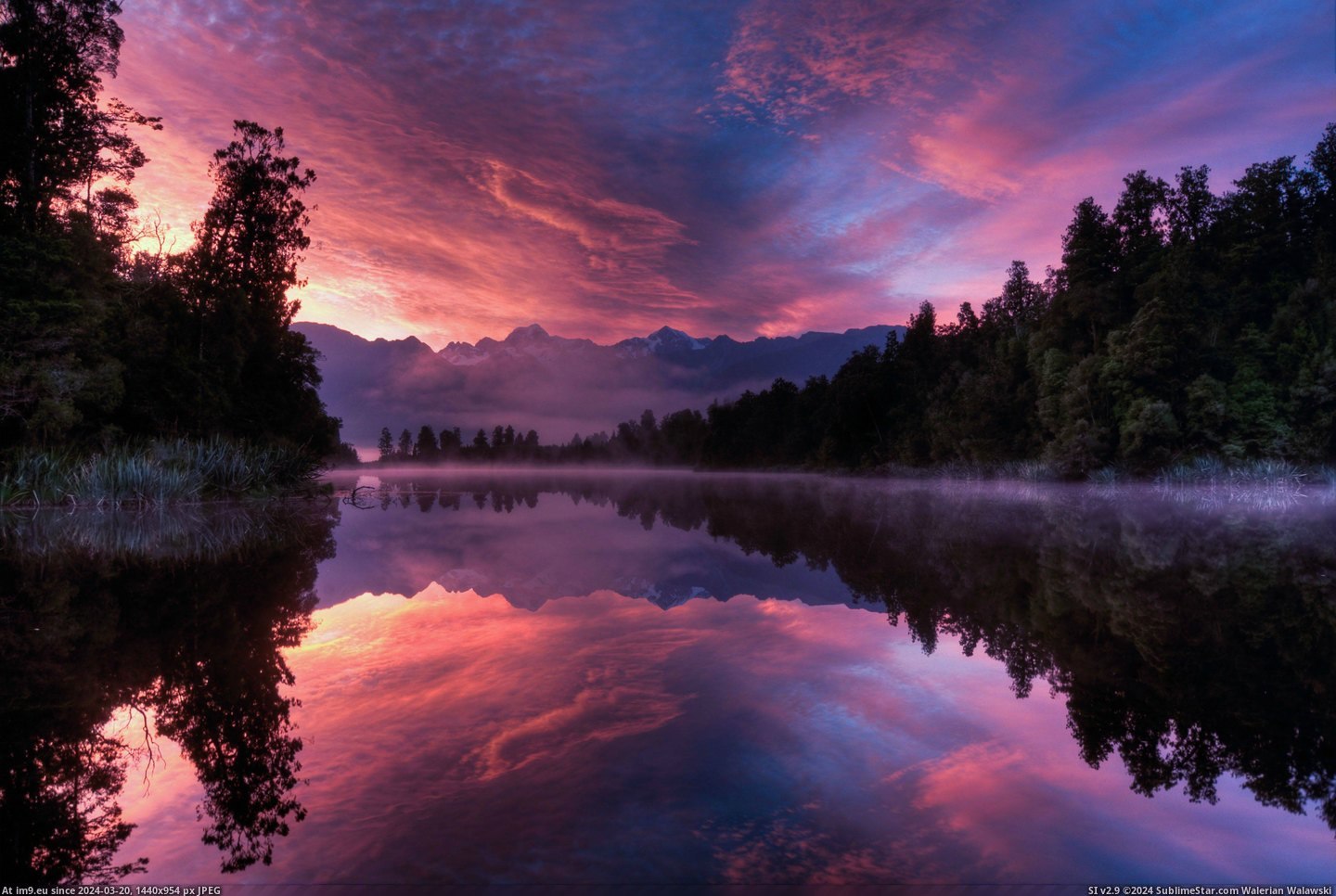 #One #Photos #Lake #Glacier #Mentioned #Fox #Zealand #Sunrise [Earthporn] Someone mentioned we need more New Zealand photos, so here's one I took at Lake Matheson near Fox Glacier at sunrise Pic. (Obraz z album My r/EARTHPORN favs))