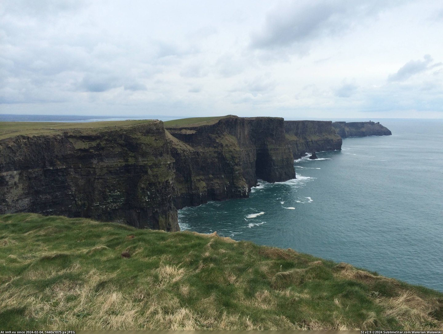 #County #Stunning #Moher #Clare #Ireland #Cliffs [Earthporn] Stunning. Cliffs of Moher in County Clare, Ireland [3264 × 2448] [OC] [OS] Pic. (Bild von album My r/EARTHPORN favs))