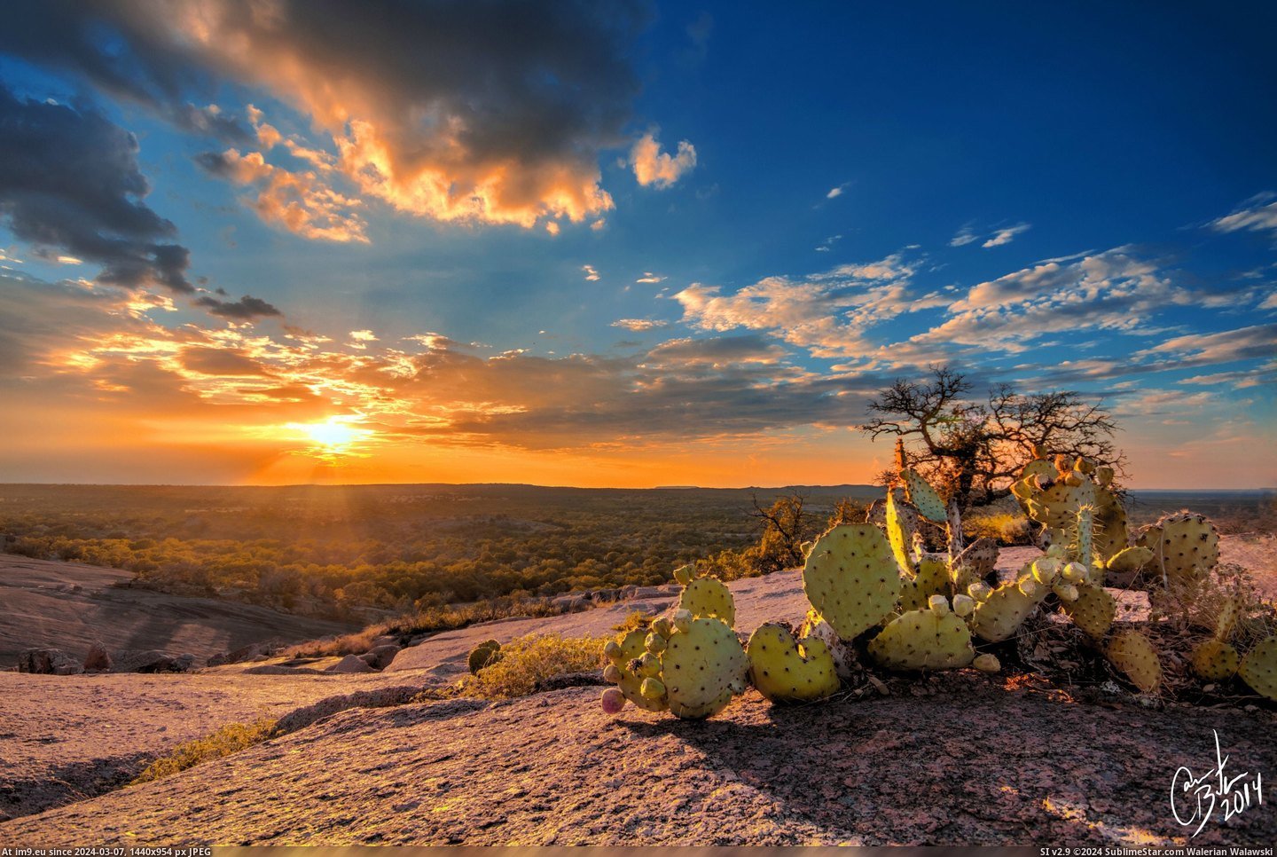 #Park #Sunset #Texas #Enchanted #State #Rock [Earthporn] Sunset at Enchanted Rock State Park, Fredricksburg, Texas [5202 x 3465] [OC] Pic. (Bild von album My r/EARTHPORN favs))