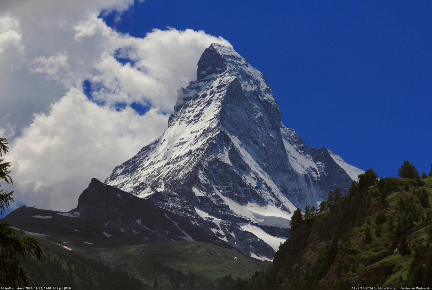 #5184x3456 #Matterhorn #Zermatt #Switzerland [Earthporn] The Matterhorn, from Zermatt, Switzerland. [5184x3456] [OC] Pic. (Obraz z album My r/EARTHPORN favs))