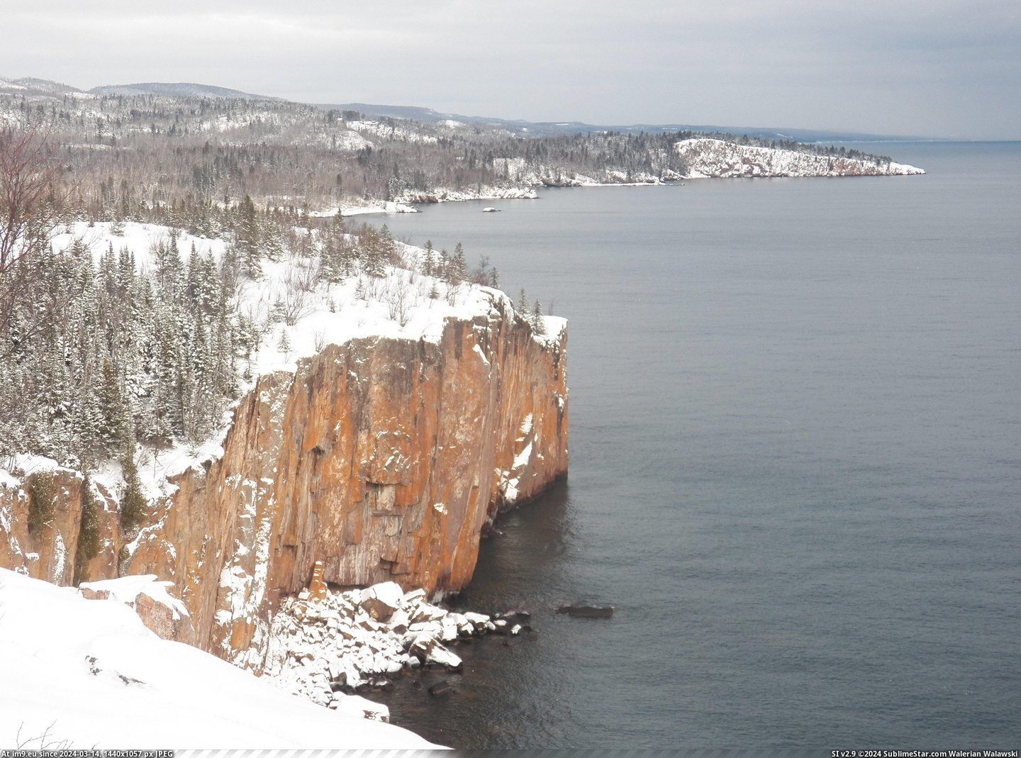 #Lake #Head #Point #Superior #Shovel #Palisade #Snowy #Cliffs #Minnesota [Earthporn] The snowy cliffs of Palisade Head and Shovel Point. Lake Superior, Minnesota [3800X2800] [OC] Pic. (Obraz z album My r/EARTHPORN favs))