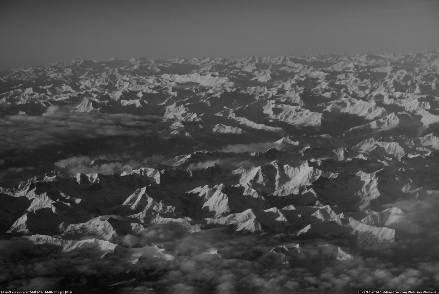 #Week #Airplane #Swiss #Alps [Earthporn] The Swiss Alps, taken from an airplane last week [4331x2887] Pic. (Bild von album My r/EARTHPORN favs))