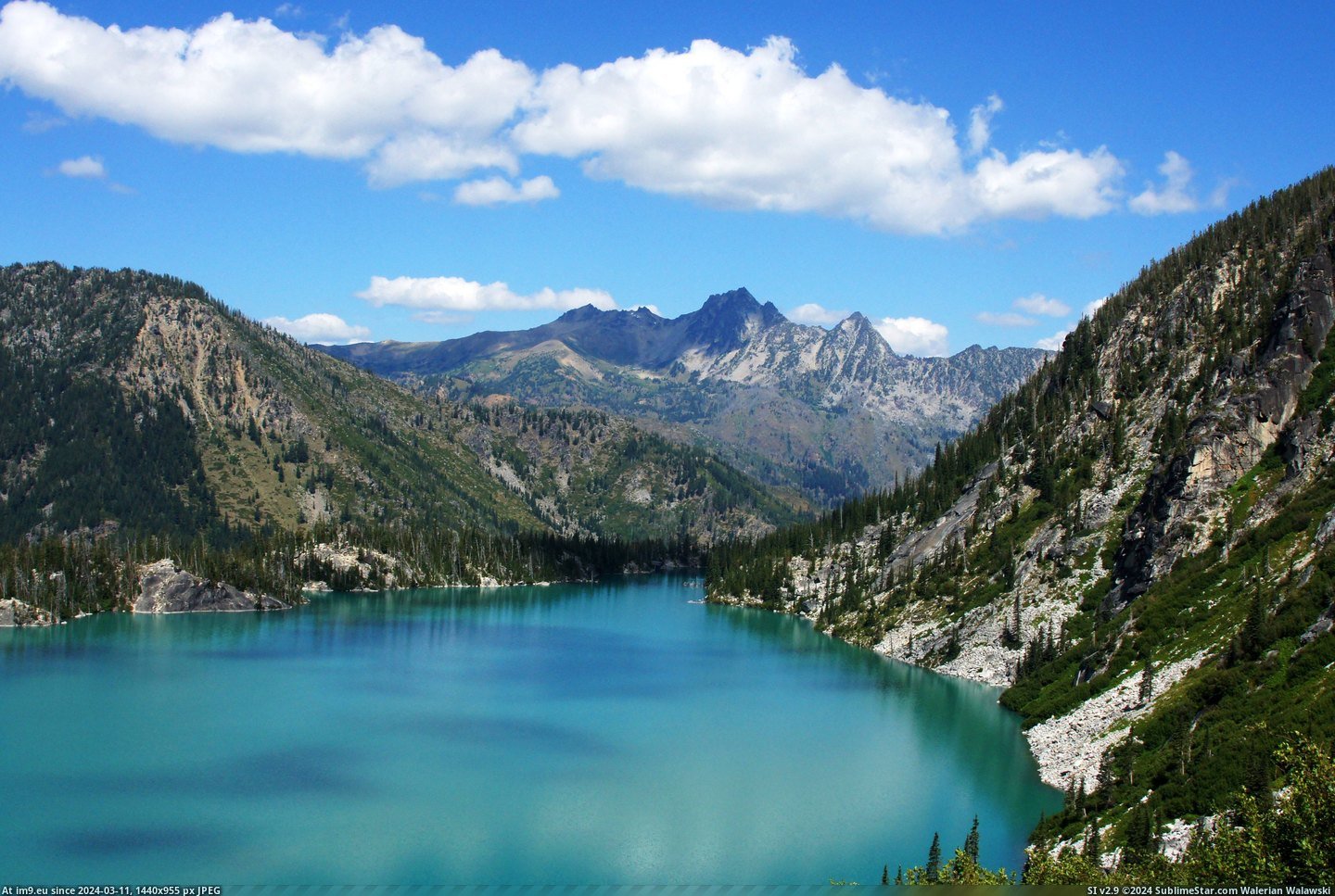 #Lake #Washington #Leavenworth #Colchuck #Waters #Turquoise [Earthporn] The turquoise waters of Colchuck Lake, near Leavenworth Washington [4592x3056] [oc] Pic. (Bild von album My r/EARTHPORN favs))