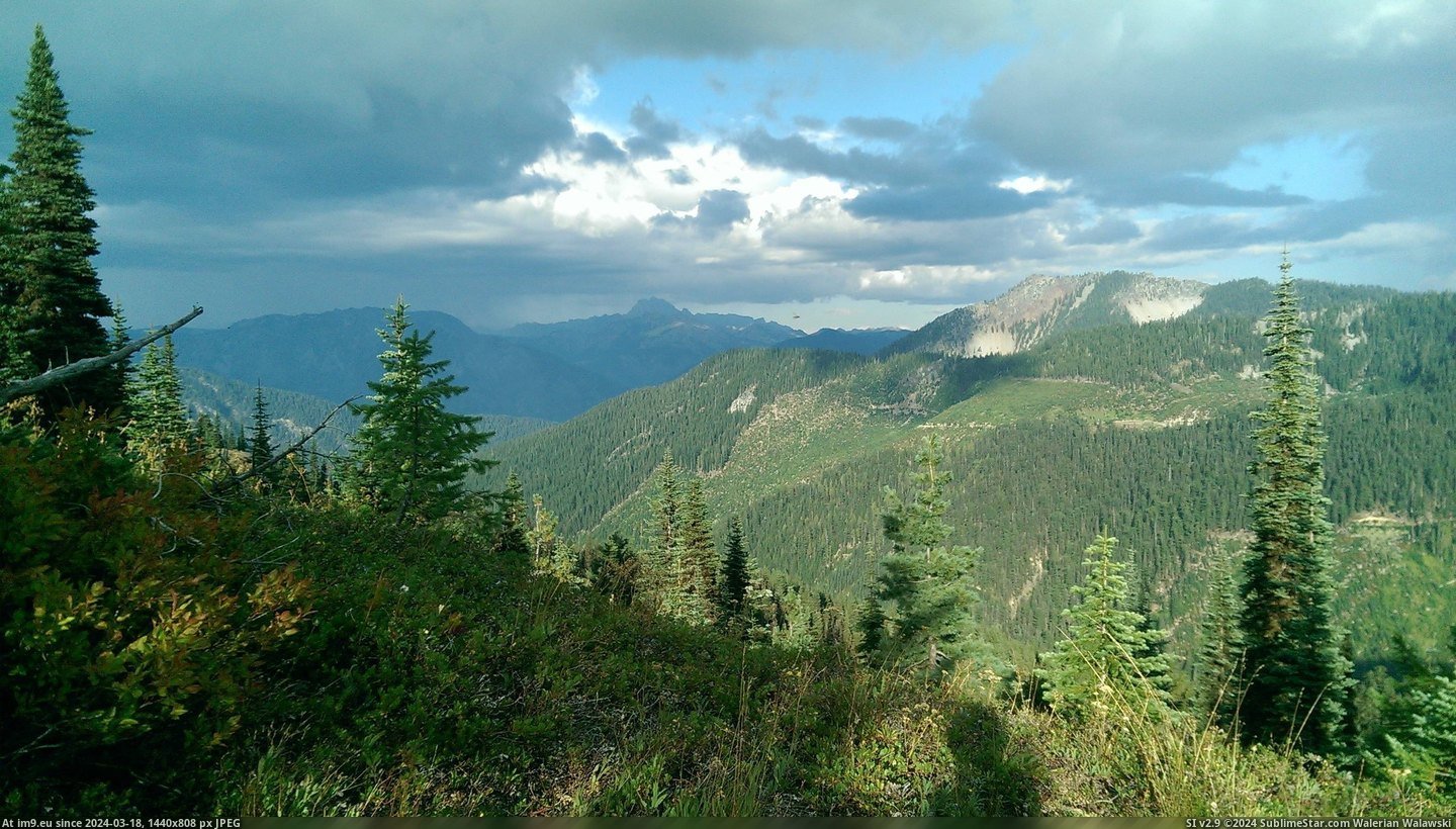 #Mountains #Live #2688x1520 #Washington #Cascade [Earthporn] This is why I live in Washington [2688x1520] [OC] Cascade Mountains, Washington Pic. (Bild von album My r/EARTHPORN favs))