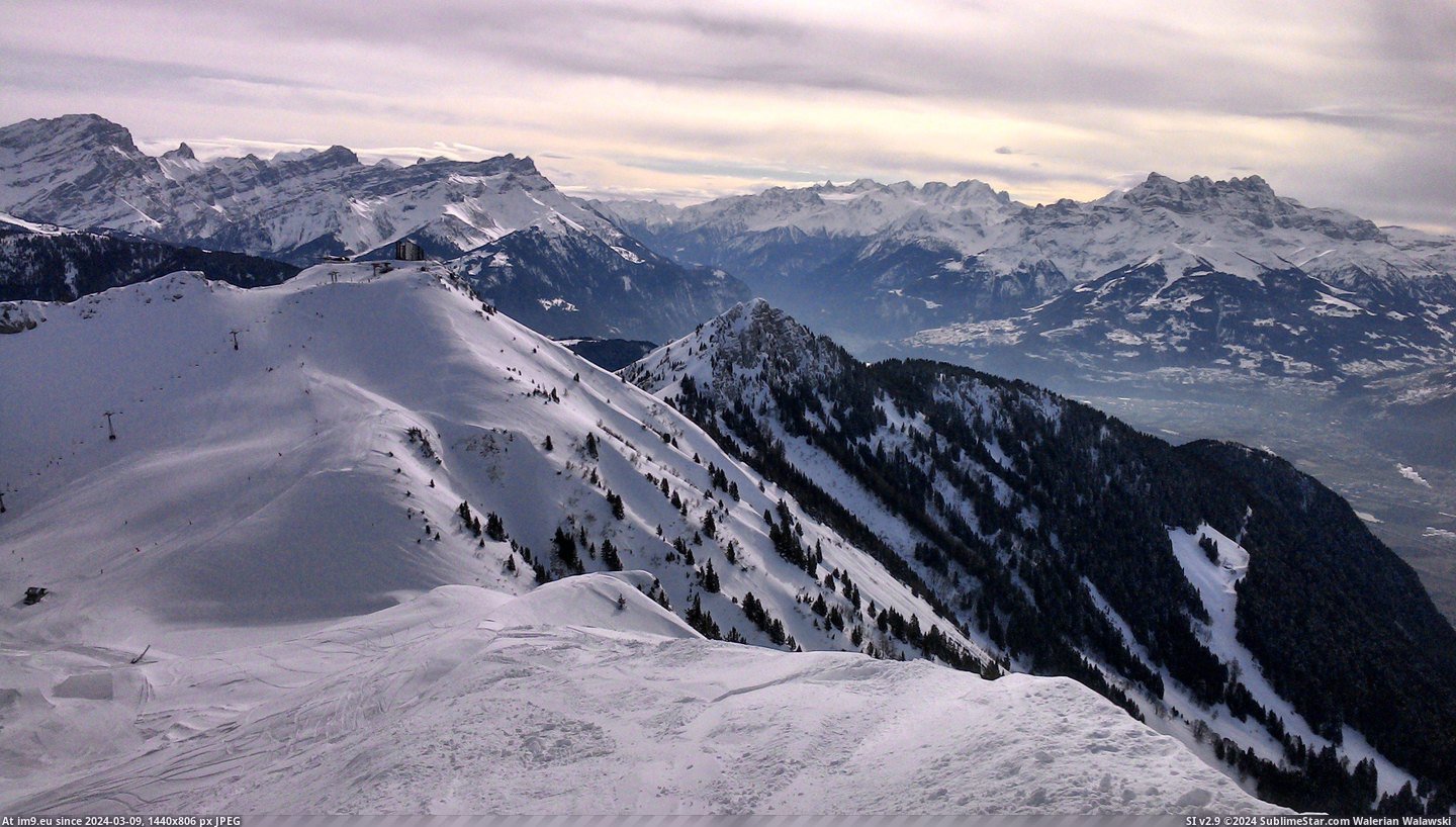 #French #Off #Leysin #Alps #Slope [Earthporn] Took these going off slope in Leysin, French alps. More in comments [3264x 1840] [OC] Pic. (Image of album My r/EARTHPORN favs))