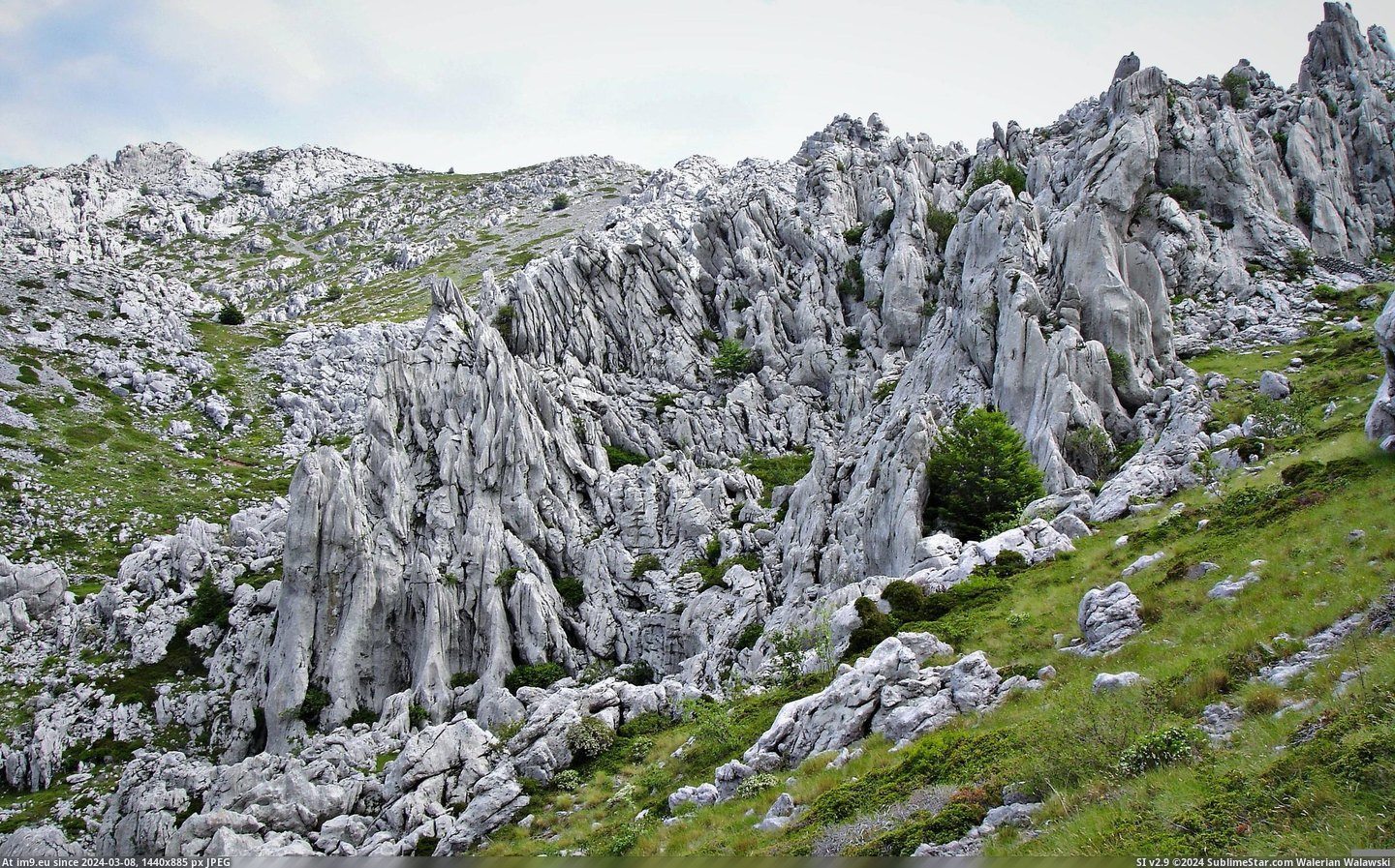  #Croatia  [Earthporn] Tulove grede, NP Velebit, Croatia  [2458x1523] Pic. (Image of album My r/EARTHPORN favs))