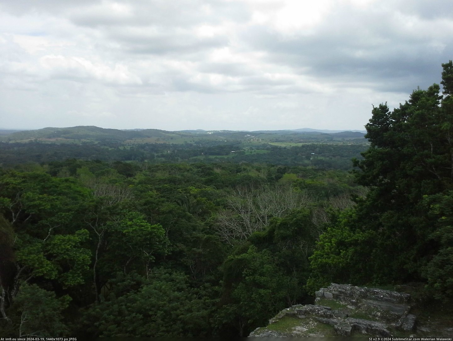 #Top #Belize #Ruins [Earthporn] Veiw from the top of the Nohmul Ruins, Belize  [2,560x1,920] Pic. (Bild von album My r/EARTHPORN favs))
