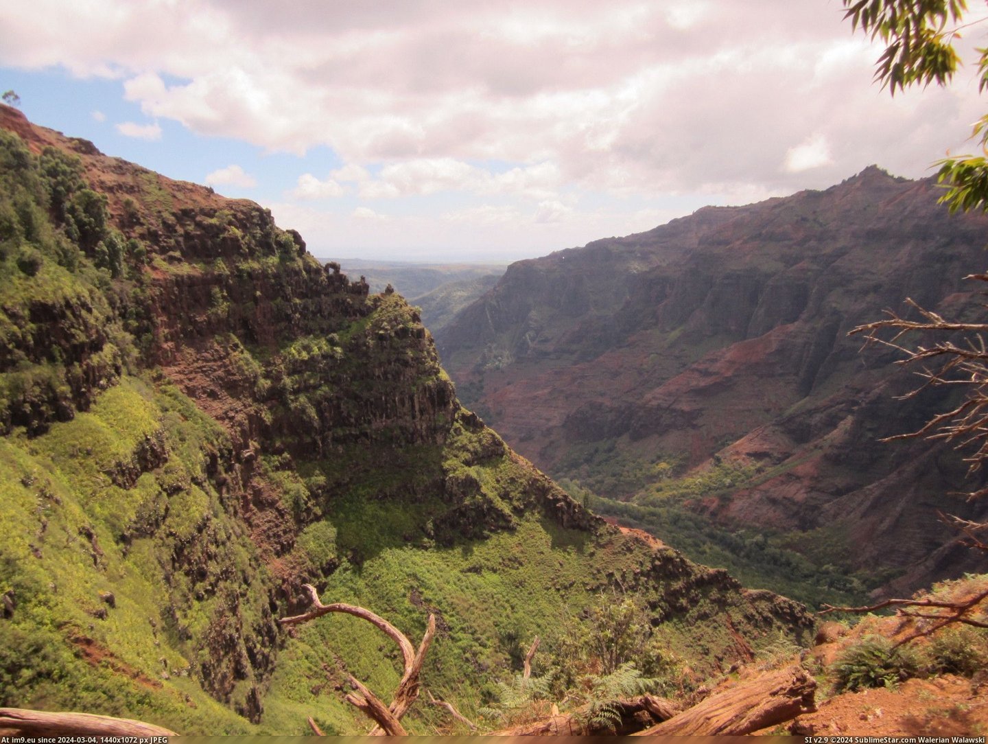 #Canyon #Hawaii #Waimea #2048x1536 #Kauai [Earthporn] Waimea Canyon, Kauai, Hawaii [OC] [2048x1536] Pic. (Изображение из альбом My r/EARTHPORN favs))