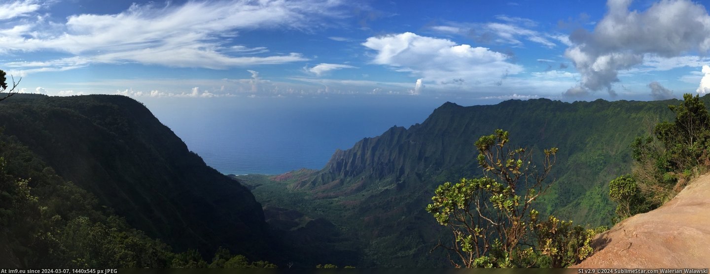 #Meet #Valley #Sea #Kauai #Flawless #Overlook #Kalaulau #Sky #Hawaii #Panorama [Earthporn] Where (does?) the sea meet the sky - Flawless panorama of Kalaulau Valley overlook on Kauai Hawaii [OC] [2500x959] Pic. (Obraz z album My r/EARTHPORN favs))