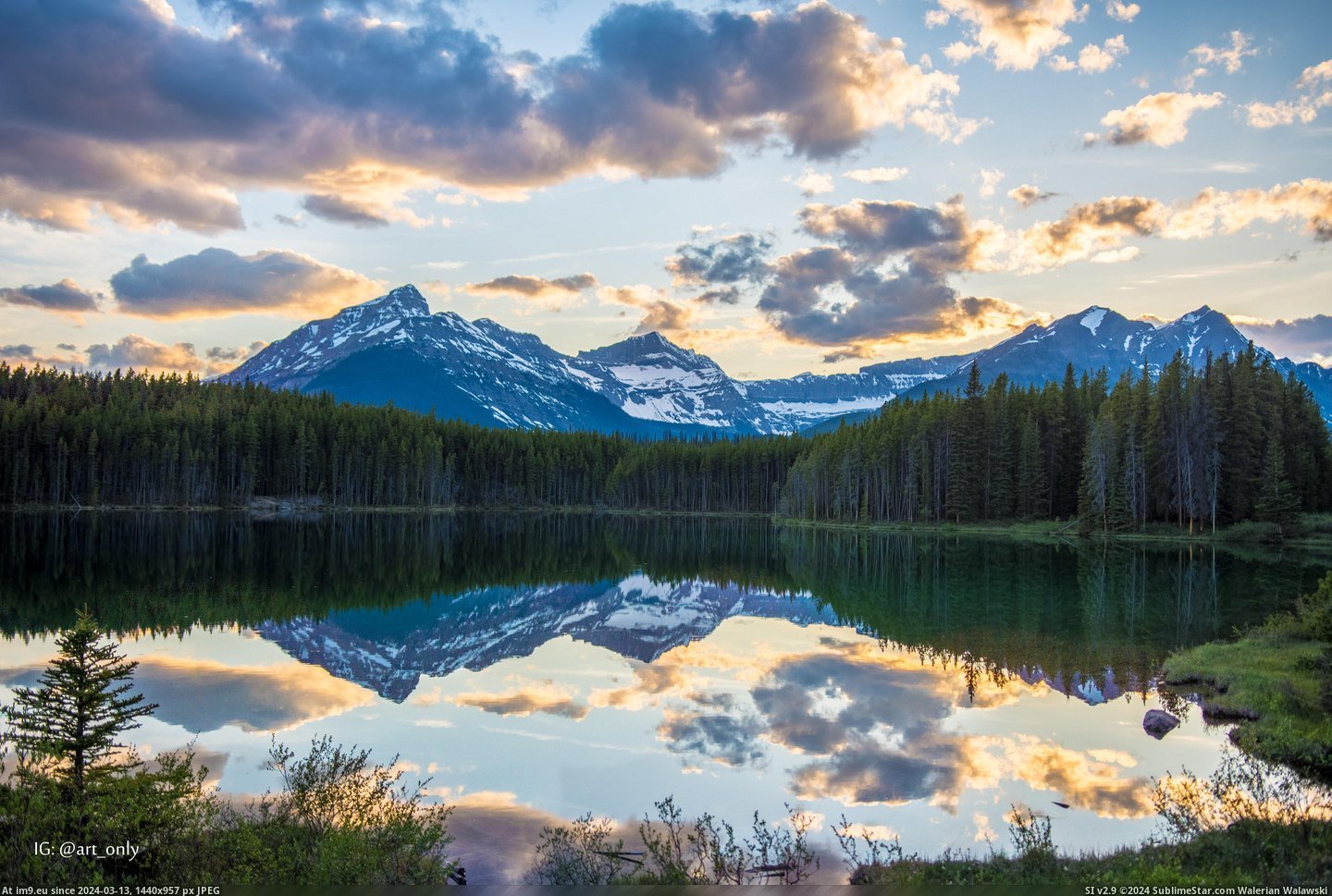 #Park #National #Canada #Banff #Herbert #Lake #Sunset [Earthporn] Yesterday's sunset at Herbert Lake in Banff National Park, AB, Canada  [5930x3953] Pic. (Image of album My r/EARTHPORN favs))