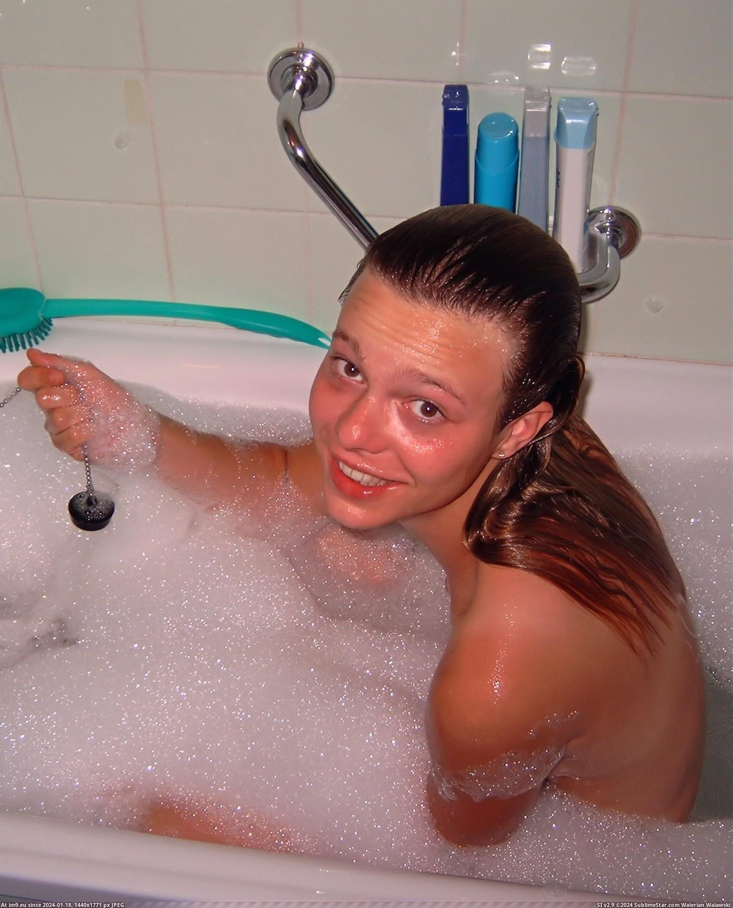 frombathtobed_01 (in Amateur teen babe posing naked from bath to bed)