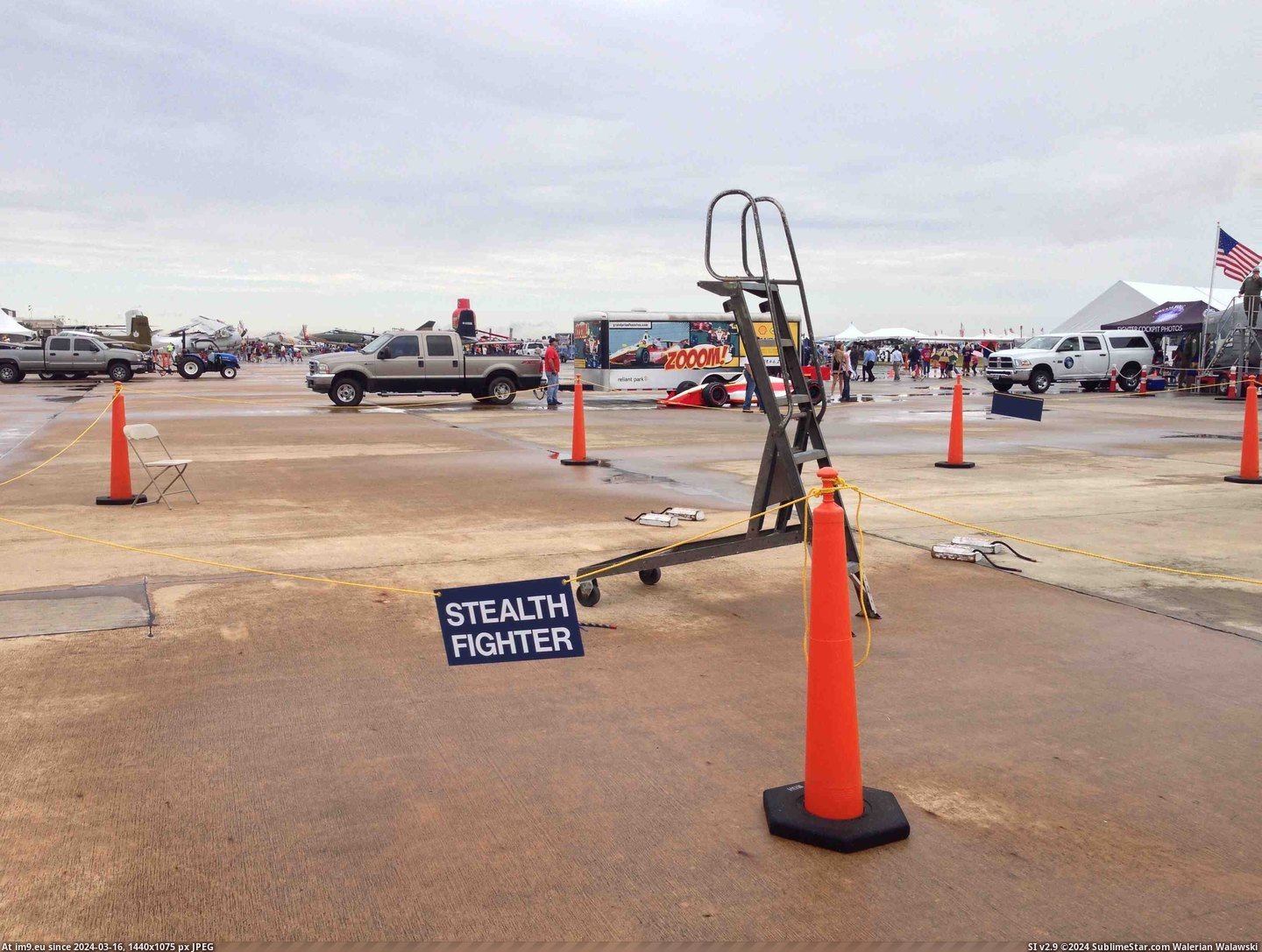 #Funny #Airshow #Outdid [Funny] Went to the Airshow, they really outdid themselves Pic. (Image of album My r/FUNNY favs))