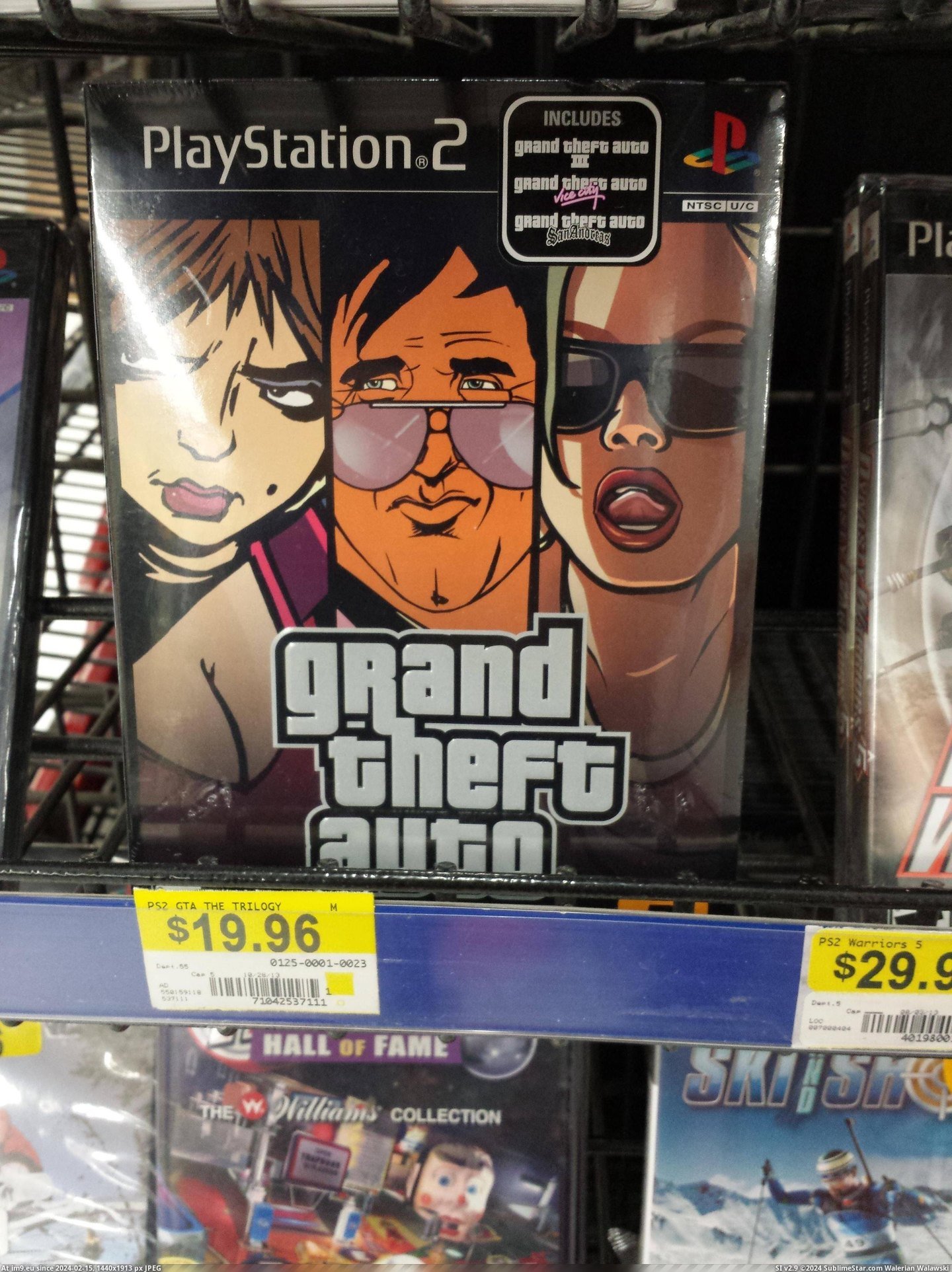 #Gaming #Games #Sold #Wal #Mart #Texas #Ps2 [Gaming] At a Wal-Mart in Texas. Didn't know ps2 games were still sold. Pic. (Изображение из альбом My r/GAMING favs))
